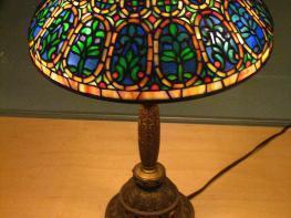 아름다운 티파니 스타일 램프 만들기  기사 이미지